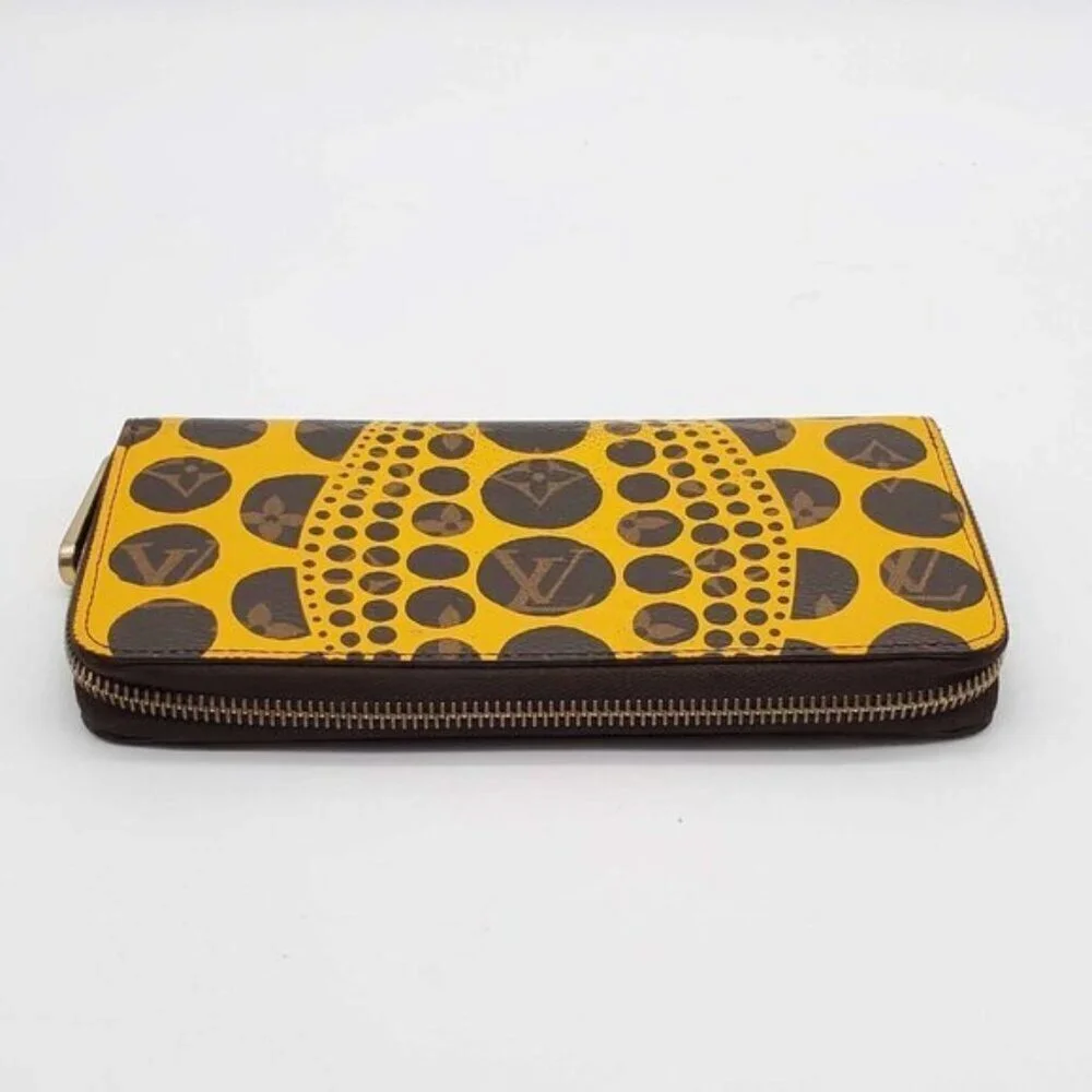 Authentic Louis Vuitton Yayoi Kusama Zippy Wallet Yellow Monogram Dots